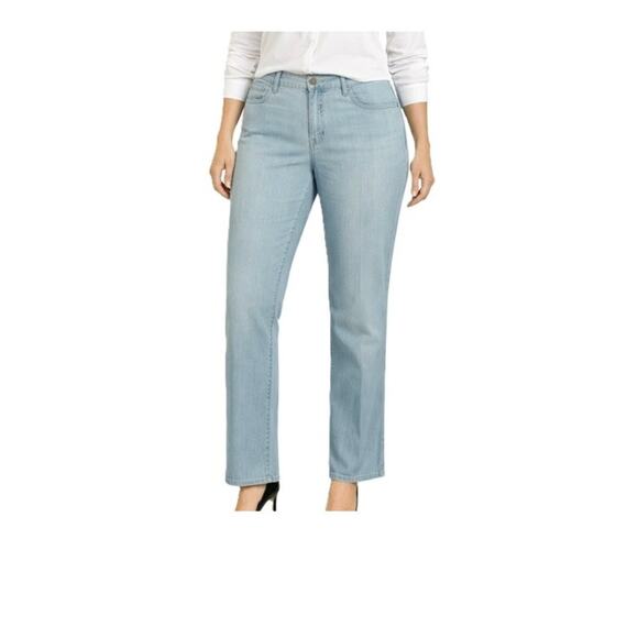 C. Wonder Denim - C.Wonder Jeans Womens Size 12 Light Wash Denim Straight Leg MId Rise Stretch Lux